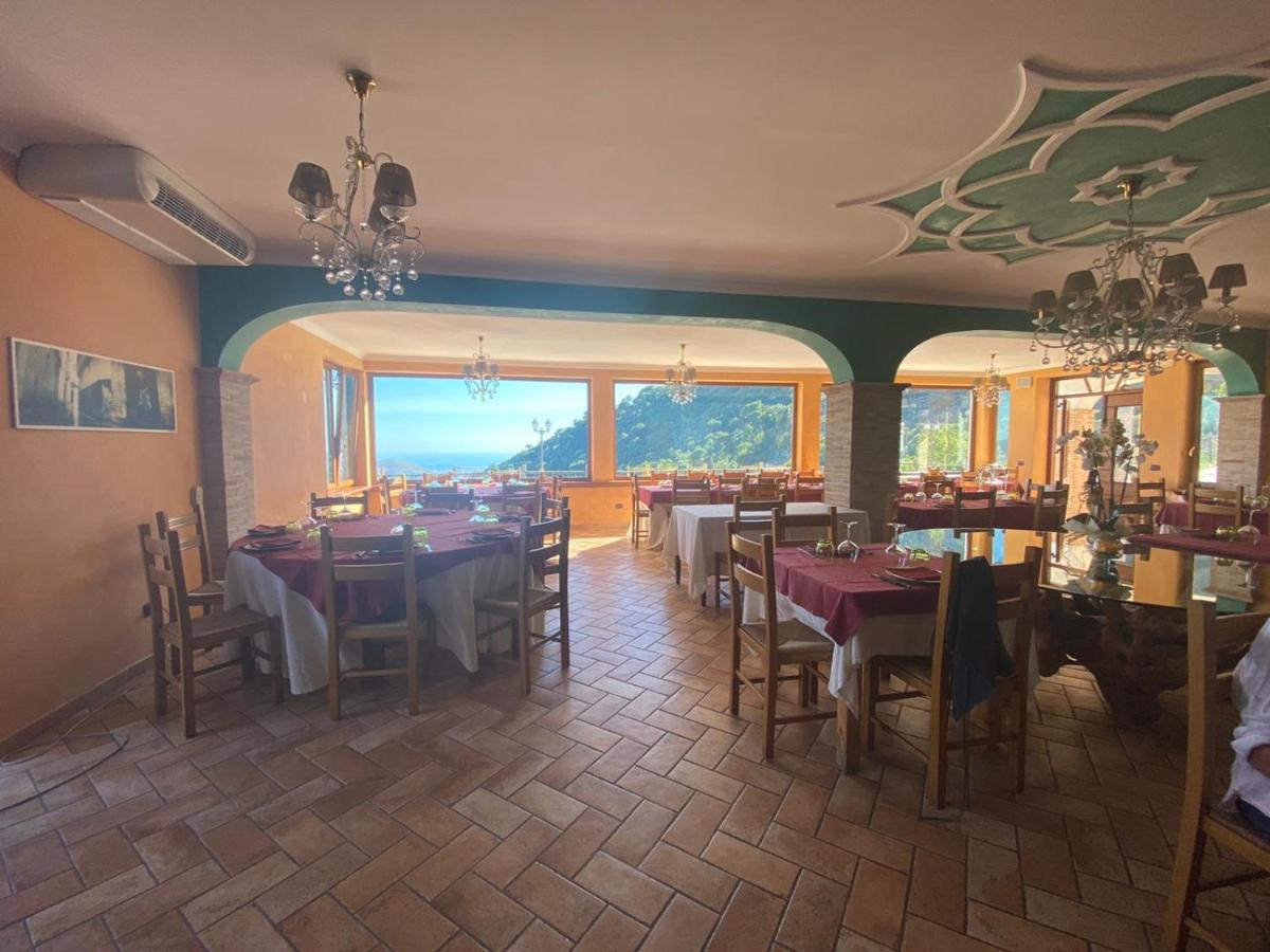 Villa Agriturismo Collecammino Lenola Exterior foto